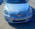 Синий Тойота Версо, объемом двигателя 2 л и пробегом 287 тыс. км за 8600 $, фото 2 на Automoto.ua