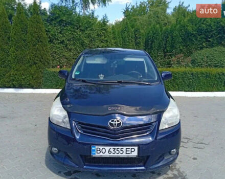 Тойота Версо 2009 в Волочиске на Automoto.ua Синий Тойота Версо, объемом двигателя 2.2 л и пробегом 250 тыс. км за 8000 $, фото 1 на Automoto.ua