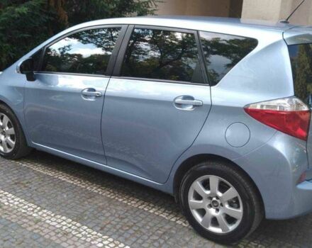 Синий Тойота Версо, объемом двигателя 1.4 л и пробегом 257 тыс. км за 9400 $, фото 1 на Automoto.ua