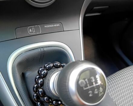 Синий Тойота Версо, объемом двигателя 1.6 л и пробегом 123 тыс. км за 11000 $, фото 1 на Automoto.ua