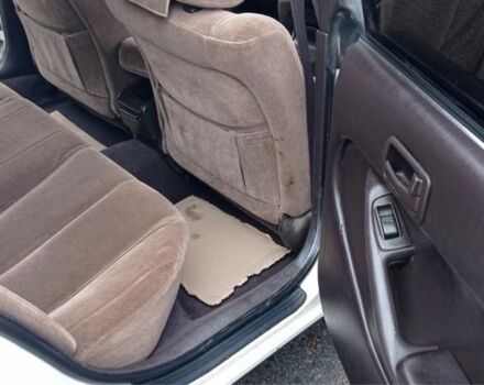 Білий Тойота Віста, об'ємом двигуна 1.8 л та пробігом 380 тис. км за 1700 $, фото 4 на Automoto.ua