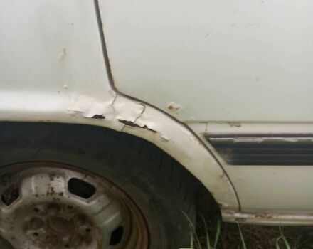 Білий Тойота Віста, об'ємом двигуна 1.6 л та пробігом 3 тис. км за 400 $, фото 3 на Automoto.ua