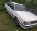 Белый Тойота Виста, объемом двигателя 2 л и пробегом 300 тыс. км за 650 $, фото 1 на Automoto.ua