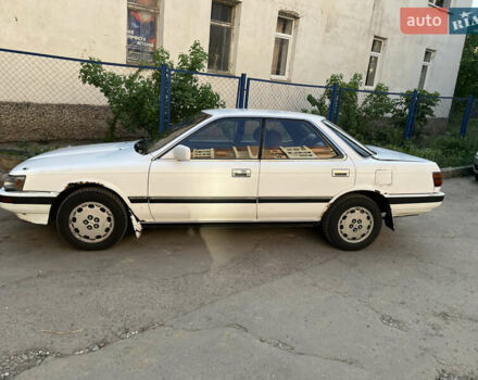 Белый Тойота Виста, объемом двигателя 1.8 л и пробегом 300 тыс. км за 1700 $, фото 5 на Automoto.ua