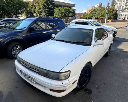 Белый Тойота Виста, объемом двигателя 1.8 л и пробегом 230 тыс. км за 850 $, фото 1 на Automoto.ua
