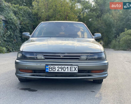 Серый Тойота Виста, объемом двигателя 2 л и пробегом 400 тыс. км за 1800 $, фото 8 на Automoto.ua