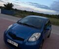 Синій Тойота Вітз, об'ємом двигуна 1 л та пробігом 225 тис. км за 5400 $, фото 1 на Automoto.ua