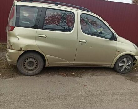 Бежевий Тойота Яріс Версо, об'ємом двигуна 1.3 л та пробігом 495 тис. км за 2500 $, фото 7 на Automoto.ua