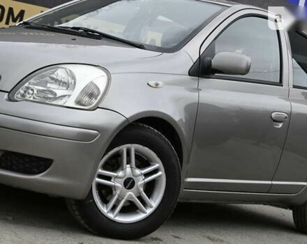 Тойота Яріс Версо, об'ємом двигуна 1.4 л та пробігом 260 тис. км за 3999 $, фото 15 на Automoto.ua