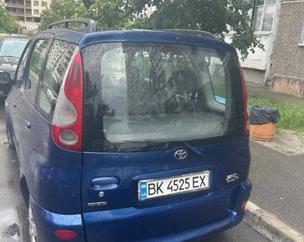 Тойота Ярис Версо, объемом двигателя 1.3 л и пробегом 200 тыс. км за 3600 $, фото 6 на Automoto.ua