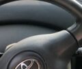 Серый Тойота Ярис Версо, объемом двигателя 1 л и пробегом 175 тыс. км за 3900 $, фото 3 на Automoto.ua