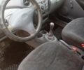 Белый Тойота Ярис, объемом двигателя 1 л и пробегом 350 тыс. км за 2300 $, фото 3 на Automoto.ua