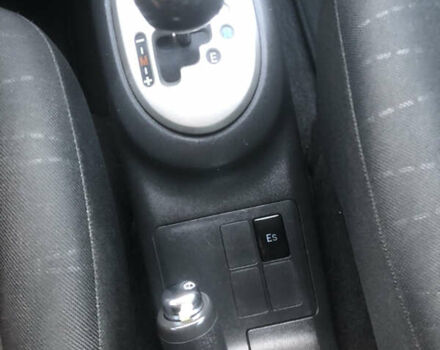 Білий Тойота Яріс, об'ємом двигуна 1.3 л та пробігом 190 тис. км за 6900 $, фото 18 на Automoto.ua