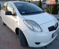 Білий Тойота Яріс, об'ємом двигуна 1.3 л та пробігом 290 тис. км за 5000 $, фото 6 на Automoto.ua