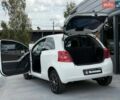 Белый Тойота Ярис, объемом двигателя 1.4 л и пробегом 262 тыс. км за 4700 $, фото 16 на Automoto.ua