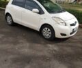 Белый Тойота Ярис, объемом двигателя 1.4 л и пробегом 227 тыс. км за 5219 $, фото 1 на Automoto.ua