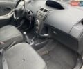 Белый Тойота Ярис, объемом двигателя 1 л и пробегом 214 тыс. км за 4800 $, фото 2 на Automoto.ua