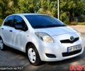 Білий Тойота Яріс, об'ємом двигуна 1 л та пробігом 157 тис. км за 3900 $, фото 1 на Automoto.ua
