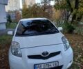 Тойота Ярис 2011 в Киеве на Automoto.ua Белый Тойота Ярис, объемом двигателя 1.3 л и пробегом 177 тыс. км за 7200 $, фото 1 на Automoto.ua