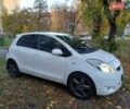 Тойота Ярис 2011 в Киеве на Automoto.ua Белый Тойота Ярис, объемом двигателя 1.3 л и пробегом 177 тыс. км за 7200 $, фото 4 на Automoto.ua