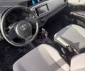 Белый Тойота Ярис, объемом двигателя 1 л и пробегом 87 тыс. км за 7500 $, фото 1 на Automoto.ua