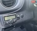 Белый Тойота Ярис, объемом двигателя 1 л и пробегом 158 тыс. км за 5850 $, фото 18 на Automoto.ua