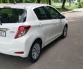 Білий Тойота Яріс, об'ємом двигуна 1.36 л та пробігом 191 тис. км за 7500 $, фото 5 на Automoto.ua