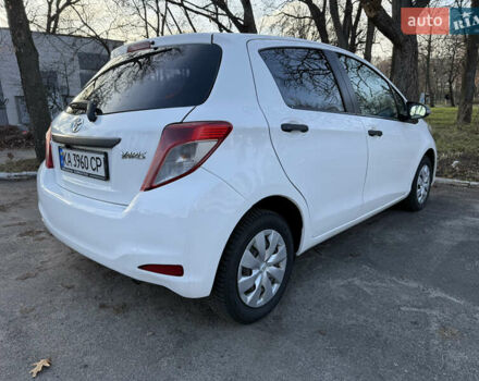 Белый Тойота Ярис, объемом двигателя 1 л и пробегом 249 тыс. км за 5600 $, фото 13 на Automoto.ua