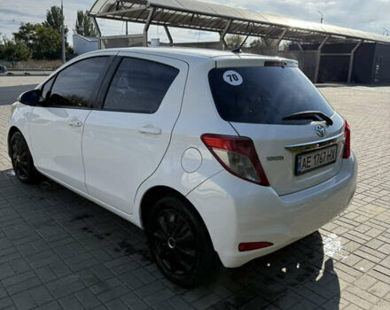 Тойота Ярис 2012 в Днепре (Днепропетровске) на Automoto.ua Белый Тойота Ярис, объемом двигателя 1.33 л и пробегом 142 тыс. км за 9300 $, фото 3 на Automoto.ua