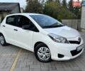 Белый Тойота Ярис, объемом двигателя 1 л и пробегом 158 тыс. км за 5850 $, фото 2 на Automoto.ua