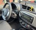 Белый Тойота Ярис, объемом двигателя 1 л и пробегом 158 тыс. км за 5850 $, фото 26 на Automoto.ua