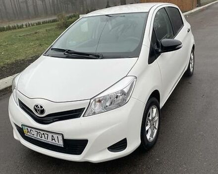 Білий Тойота Яріс, об'ємом двигуна 1 л та пробігом 102 тис. км за 7200 $, фото 4 на Automoto.ua