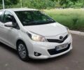 Білий Тойота Яріс, об'ємом двигуна 1.36 л та пробігом 191 тис. км за 7500 $, фото 1 на Automoto.ua