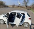 Білий Тойота Яріс, об'ємом двигуна 1.4 л та пробігом 48 тис. км за 8000 $, фото 6 на Automoto.ua