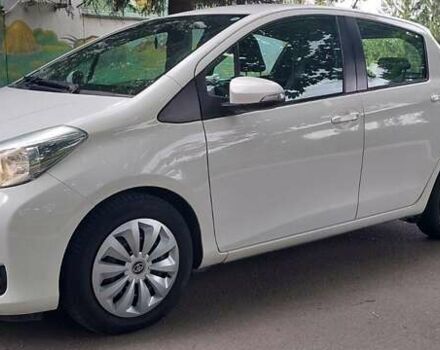 Білий Тойота Яріс, об'ємом двигуна 1.36 л та пробігом 191 тис. км за 7500 $, фото 13 на Automoto.ua
