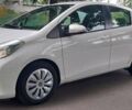 Білий Тойота Яріс, об'ємом двигуна 1.36 л та пробігом 191 тис. км за 7500 $, фото 13 на Automoto.ua