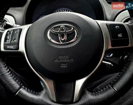 Белый Тойота Ярис, объемом двигателя 1.5 л и пробегом 250 тыс. км за 11900 $, фото 20 на Automoto.ua