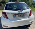 Білий Тойота Яріс, об'ємом двигуна 1 л та пробігом 254 тис. км за 7000 $, фото 2 на Automoto.ua