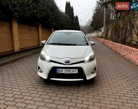 Белый Тойота Ярис, объемом двигателя 1.5 л и пробегом 250 тыс. км за 11900 $, фото 1 на Automoto.ua