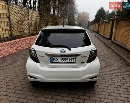 Белый Тойота Ярис, объемом двигателя 1.5 л и пробегом 250 тыс. км за 11900 $, фото 4 на Automoto.ua