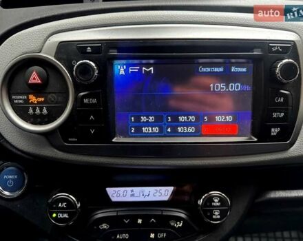 Белый Тойота Ярис, объемом двигателя 1.5 л и пробегом 250 тыс. км за 11900 $, фото 22 на Automoto.ua