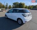 Белый Тойота Ярис, объемом двигателя 1.5 л и пробегом 165 тыс. км за 8500 $, фото 3 на Automoto.ua
