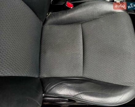 Белый Тойота Ярис, объемом двигателя 1.5 л и пробегом 250 тыс. км за 11900 $, фото 16 на Automoto.ua