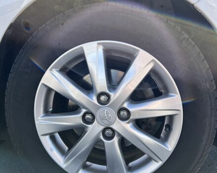 Білий Тойота Яріс, об'ємом двигуна 1.33 л та пробігом 96 тис. км за 11700 $, фото 19 на Automoto.ua