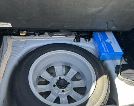 Белый Тойота Ярис, объемом двигателя 1.3 л и пробегом 96 тыс. км за 11700 $, фото 13 на Automoto.ua