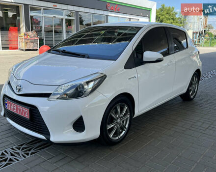 Белый Тойота Ярис, объемом двигателя 1.5 л и пробегом 150 тыс. км за 11700 $, фото 1 на Automoto.ua