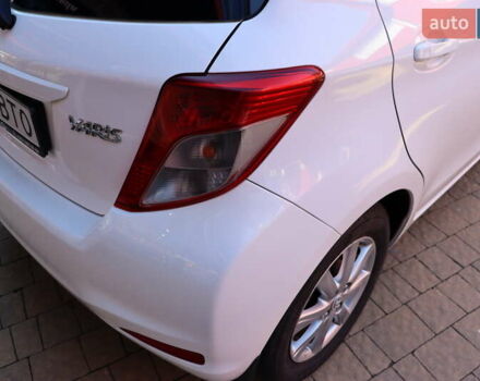 Белый Тойота Ярис, объемом двигателя 1.33 л и пробегом 96 тыс. км за 12400 $, фото 10 на Automoto.ua