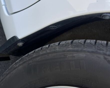 Білий Тойота Яріс, об'ємом двигуна 1.33 л та пробігом 96 тис. км за 11700 $, фото 20 на Automoto.ua