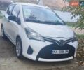 Белый Тойота Ярис, объемом двигателя 1.33 л и пробегом 244 тыс. км за 7000 $, фото 1 на Automoto.ua