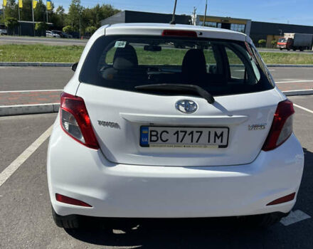 Белый Тойота Ярис, объемом двигателя 1.3 л и пробегом 96 тыс. км за 11700 $, фото 6 на Automoto.ua